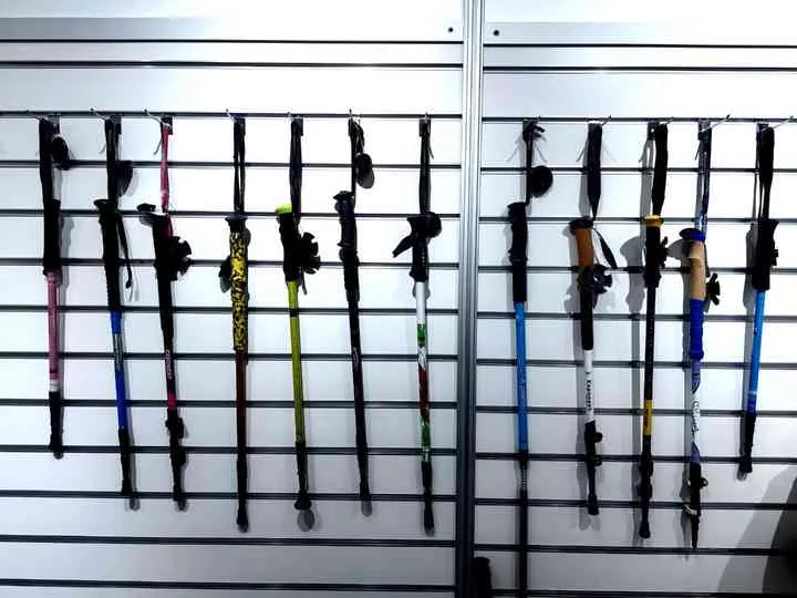 عصا ألبينستوكس محمولة . Portable Alpenstocks Fiberglass