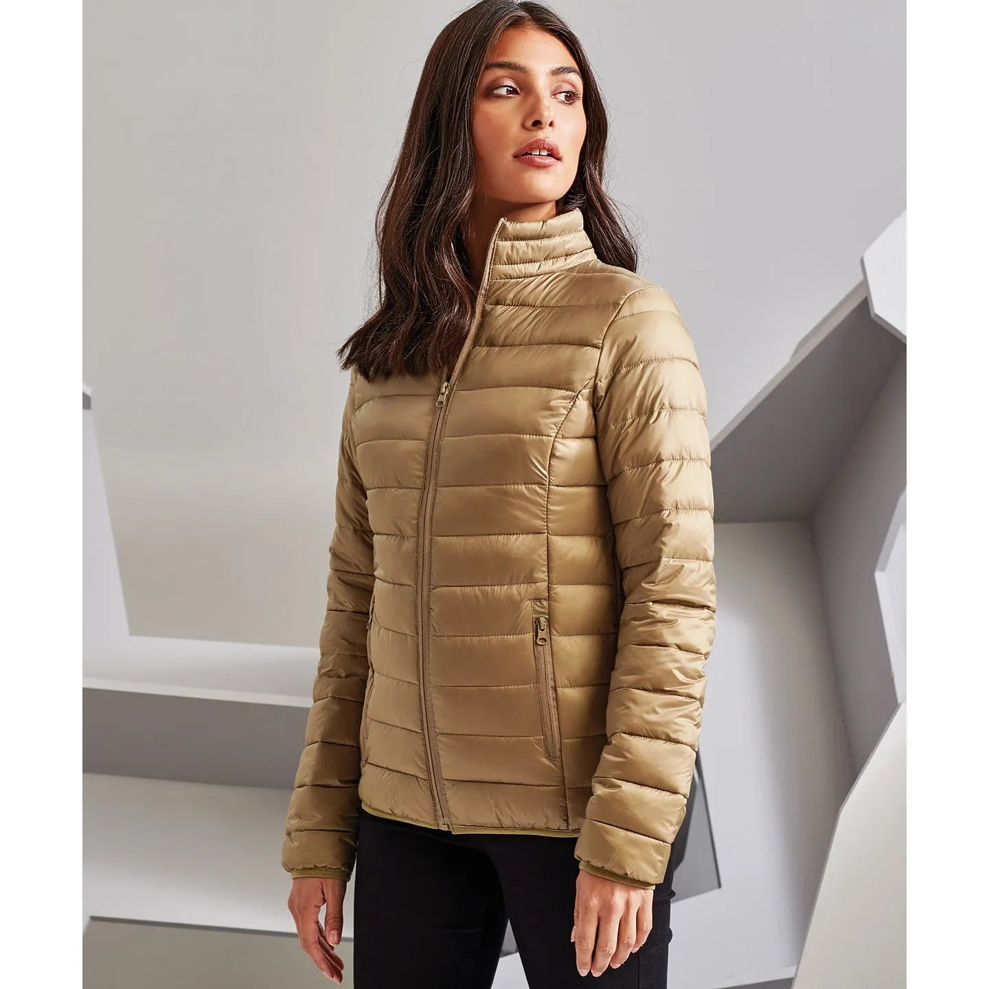2786 Women's Terrain Padded Jacket